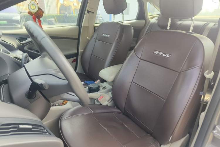 Used Ford Focus 2012 Sedan 1.6L Automatic Comfort Model Left Front Seat