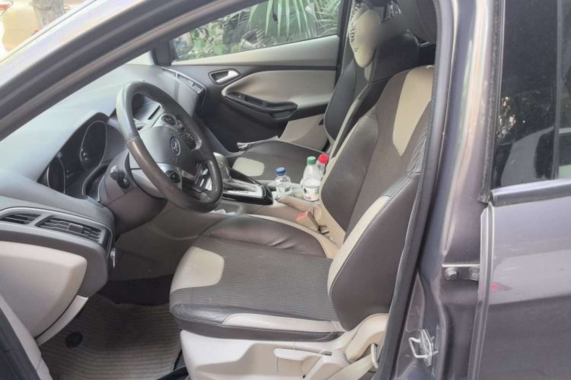 Used Ford Focus 2012 Sedan 1.6L Automatic Fashion Edition Left Front Seat