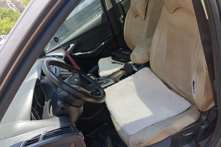 Used Ford Focus 2012 Sedan 1.6L Automatic Fashion Edition Left Front Seat