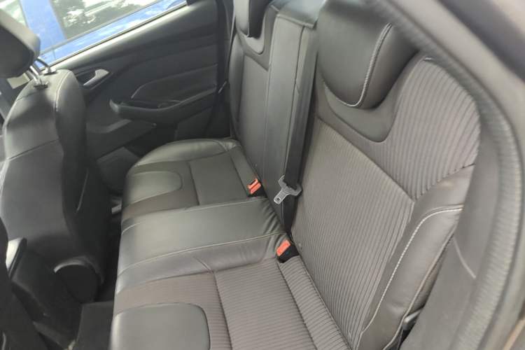 Used Ford Focus 2012 Sedan 1.6L Automatic Fashion Edition Left Rear Seat