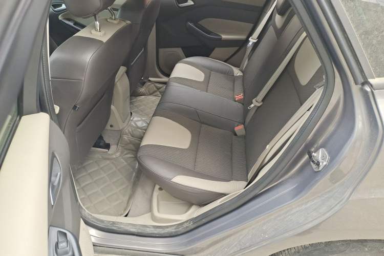 Used Ford Focus 2012 Sedan 1.6L Automatic Fashion Edition Left Rear Seat