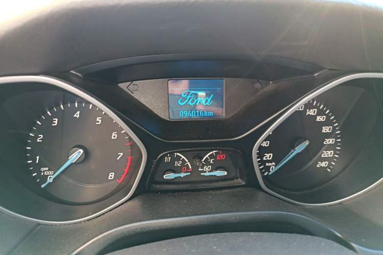Used Ford Focus 2012 Sedan 1.6L Automatic Comfort Model Odometer Close Up