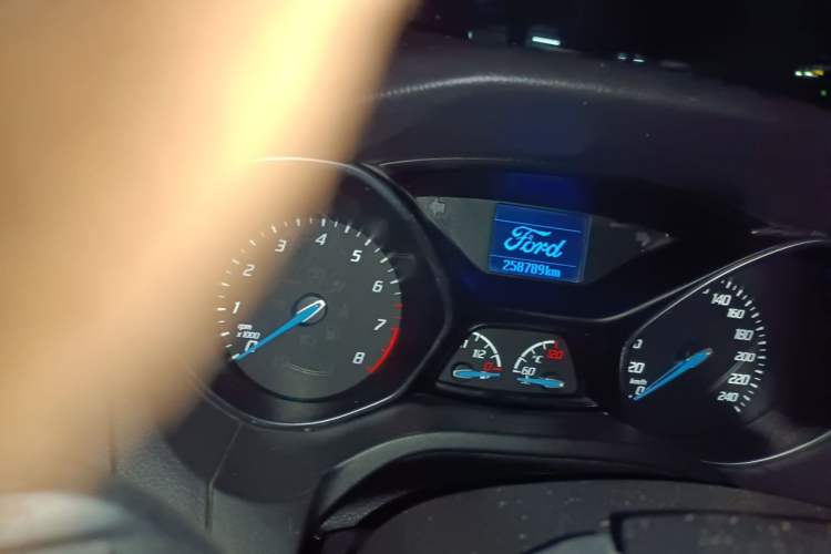 Used Ford Focus 2012 Sedan 1.6L Manual Fashion Edition Odometer Close Up