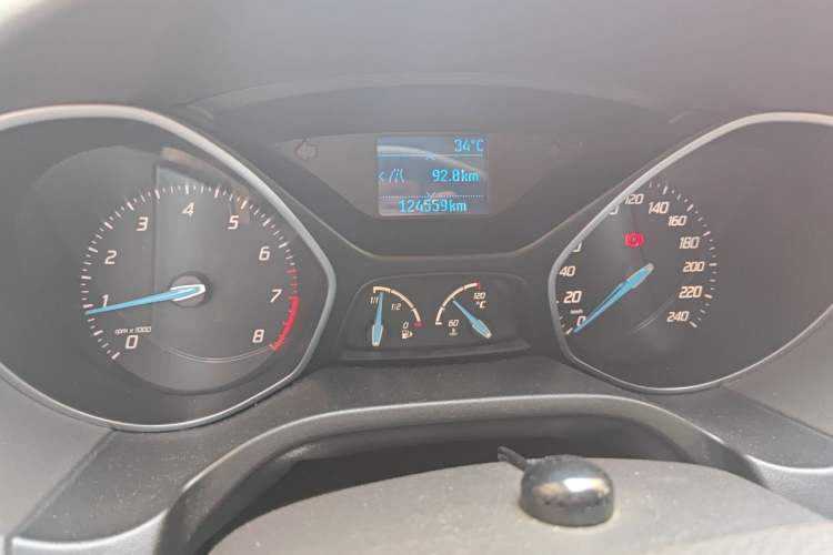 Used Ford Focus 2012 Sedan 1.6L Manual Fashion Edition Odometer Close Up