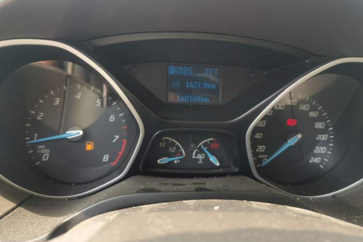 Used Ford Focus 2012 Sedan 1.6L Automatic Comfort Model Odometer Close Up