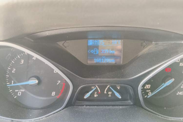 Used Ford Focus 2012 Sedan 1.6L Automatic Fashion Edition Odometer Close Up
