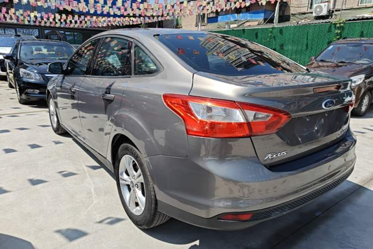 Used Ford Focus 2012 Sedan 1.6L Automatic Fashion Edition Rear Left 45 Deg
