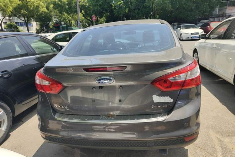 Used Ford Focus 2012 Sedan 1.6L Automatic Fashion Edition Rear