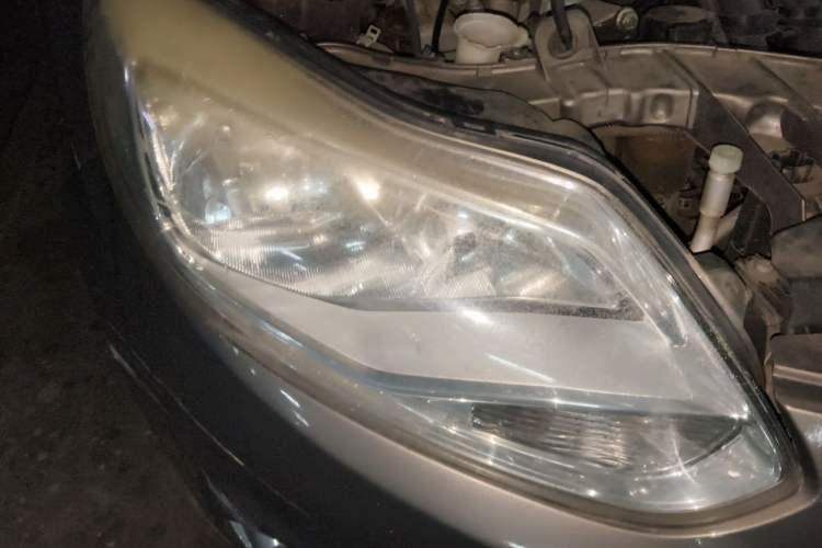 Used Ford Focus 2012 Sedan 1.6L Automatic Fashion Edition Right Front Headlight