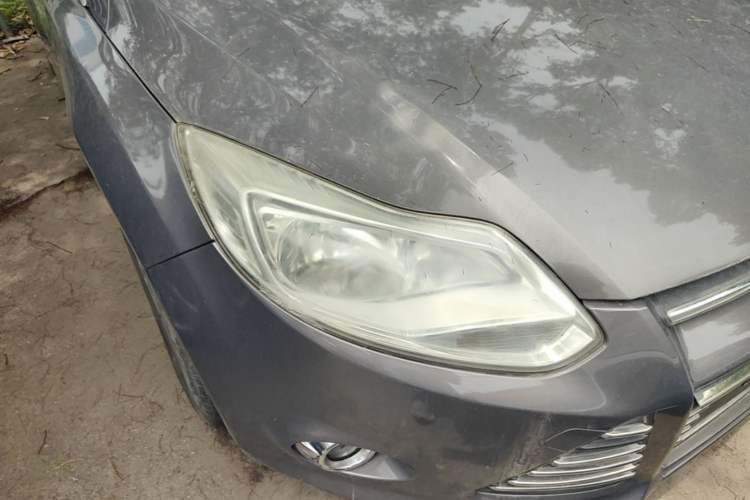 Used Ford Focus 2012 Sedan 1.6L Automatic Fashion Edition Right Front Headlight