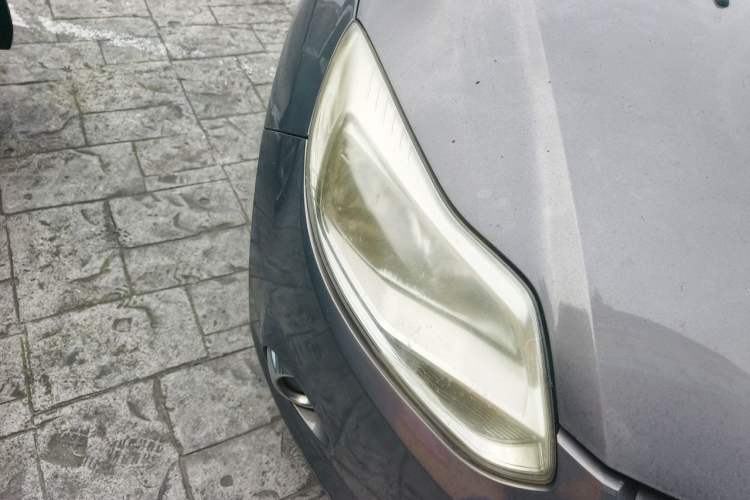 Used Ford Focus 2012 Sedan 1.6L Automatic Fashion Edition Right Front Headlight