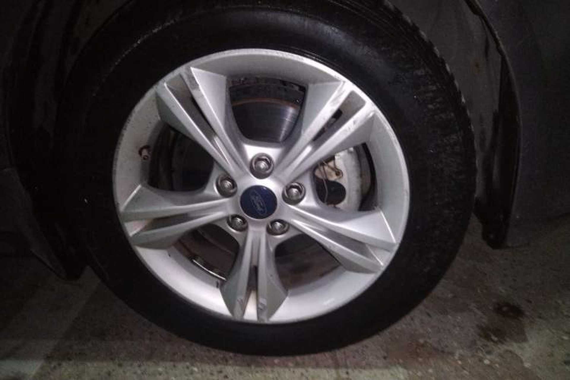 Used Ford Focus 2012 Sedan 1.6L Automatic Fashion Edition Right Front Wheel Hub