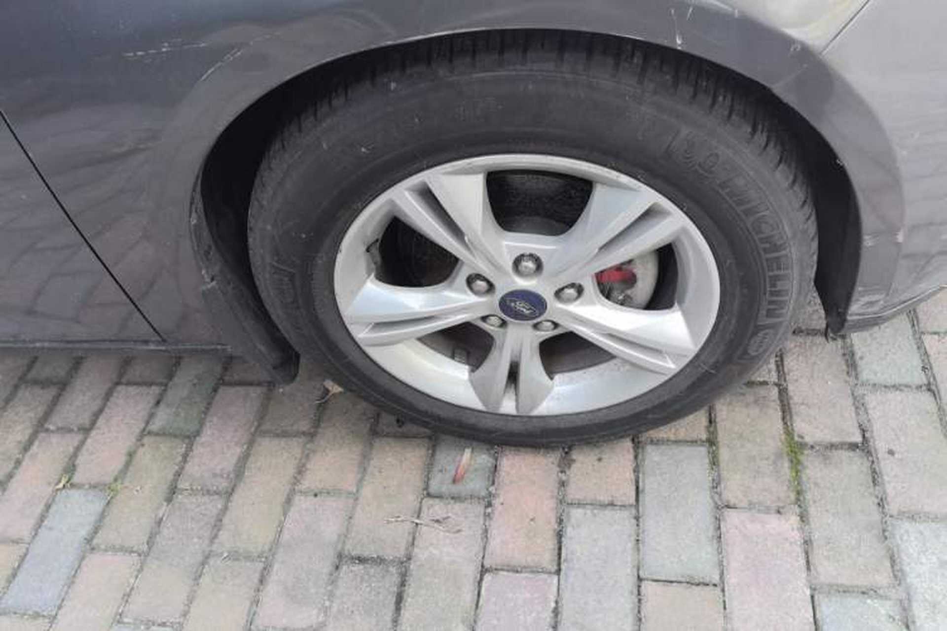 Used Ford Focus 2012 Sedan 1.6L Automatic Fashion Edition Right Front Wheel Hub