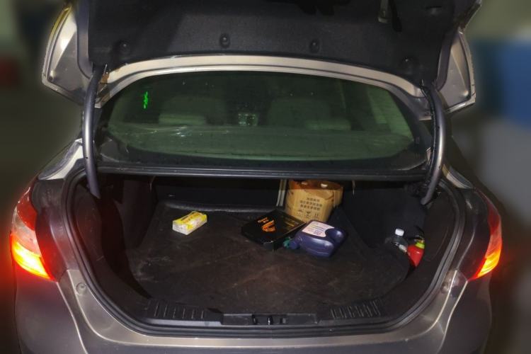 Used Ford Focus 2012 Sedan 1.6L Automatic Comfort Model Trunk