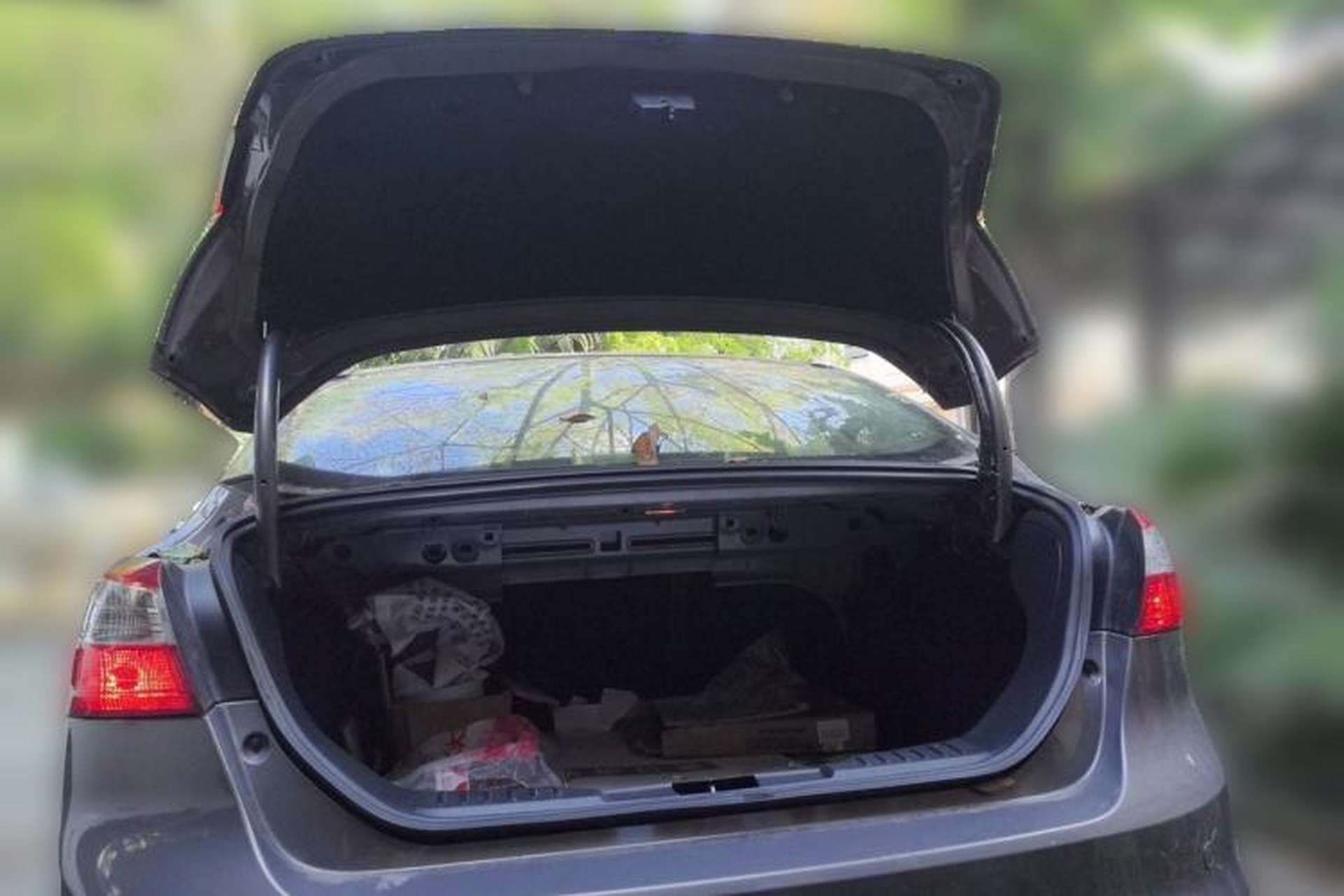 Used Ford Focus 2012 Sedan 1.6L Automatic Fashion Edition Trunk