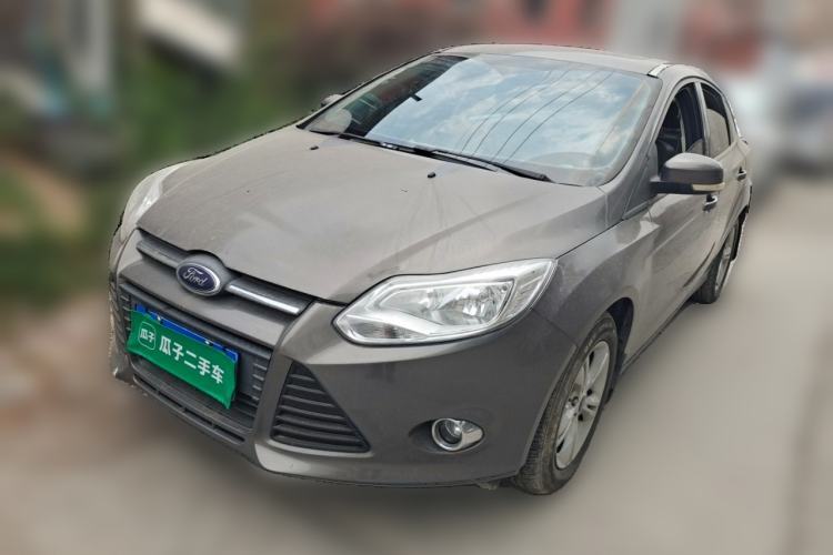 Used Ford Focus 2012 Sedan 1.6L Automatic Fashion Edition Guazi used car, China used car export, Used car for sale, Used Ford cars, Cheapest cars for sale