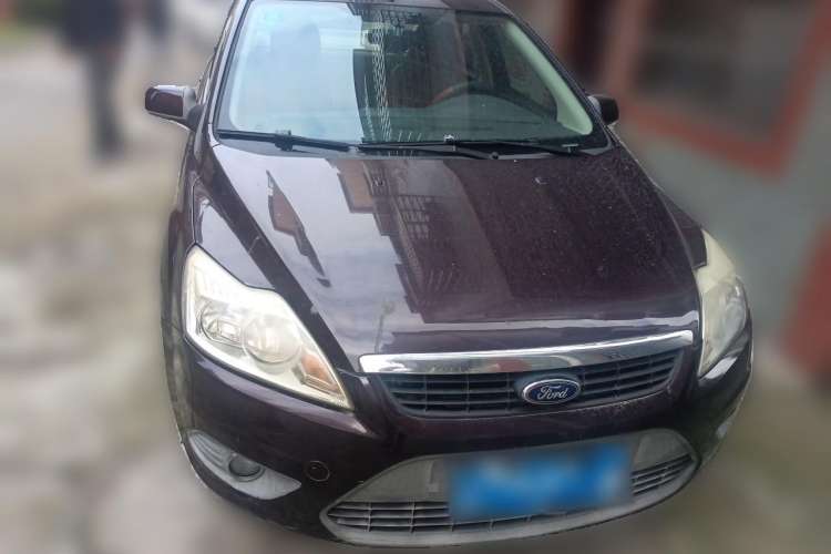Used Ford Focus 2012 Sedan Classic 1.8L Manual Base Model Front