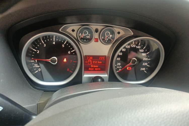 Used Ford Focus 2012 Sedan Classic 1.8L Manual Base Model Instrument Cluster