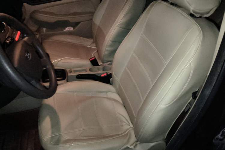 Used Ford Focus 2012 Sedan Classic 1.8L Automatic Base Model Left Front Seat