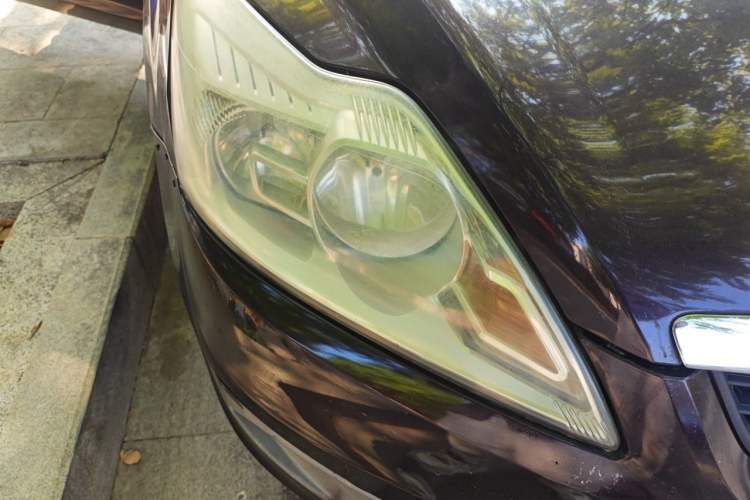 Used Ford Focus 2012 Sedan Classic 1.8L Automatic Fashion Edition Right Front Headlight
