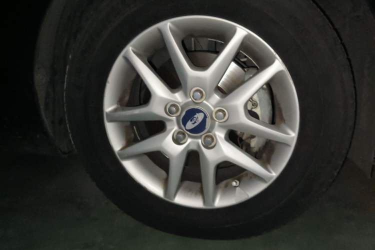 Used Ford Focus 2012 Sedan Classic 1.8L Automatic Base Model Right Front Wheel Hub