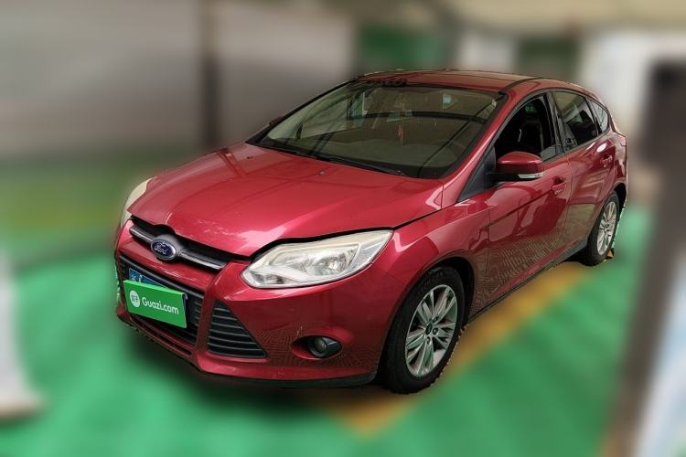 Used Ford Focus 2012 Hatchback 1.6L Automatic Comfort Model Guazi used car, China used car export, Used car for sale, Used Ford cars, Cheapest cars for sale