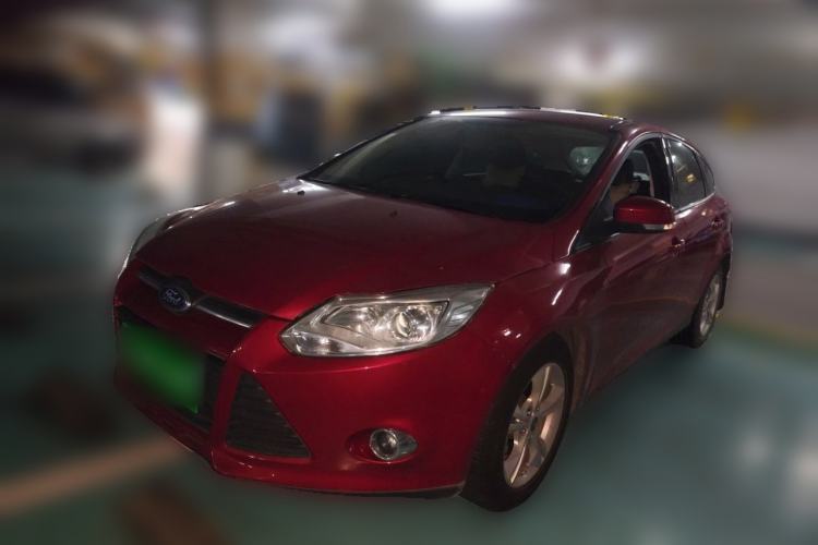 Used Ford Focus 2012 Hatchback 1.6L Automatic Fashion Edition Guazi used car, China used car export, Used car for sale, Used Ford cars, Cheapest cars for sale