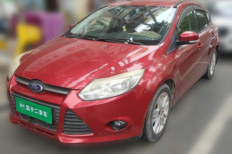 Used Ford Focus 2012 Hatchback 1.6L Automatic Comfort Model Guazi used car, China used car export, Used car for sale, Used Ford cars, Cheapest cars for sale