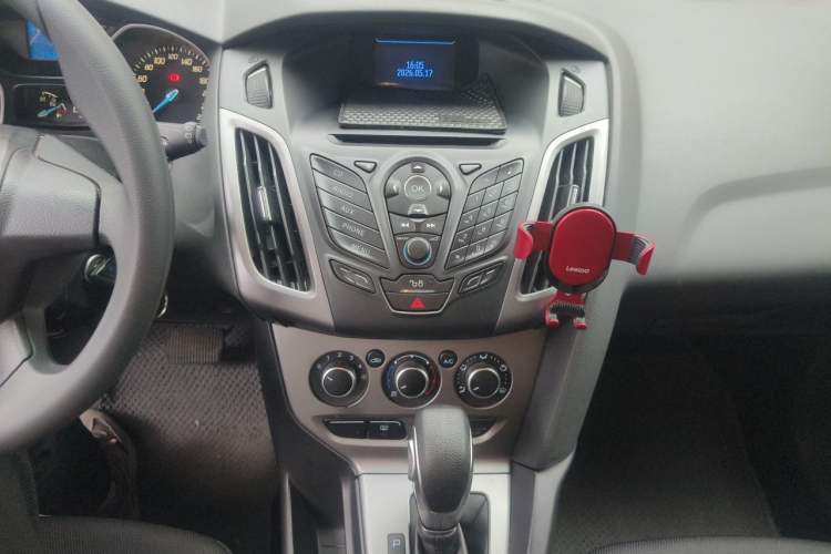Used Ford Focus 2012 Hatchback 1.6L Automatic Comfort Model Audio And AC Panel