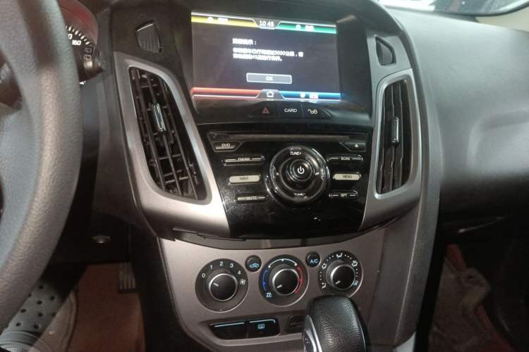 Used Ford Focus 2012 Hatchback 1.6L Automatic Comfort Model Audio And AC Panel