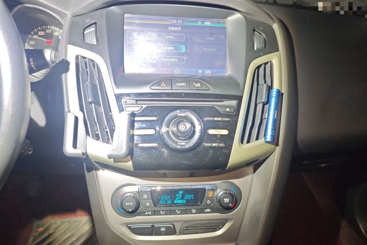Used Ford Focus 2012 Hatchback 1.6L Manual Fashion Edition Audio And AC Panel