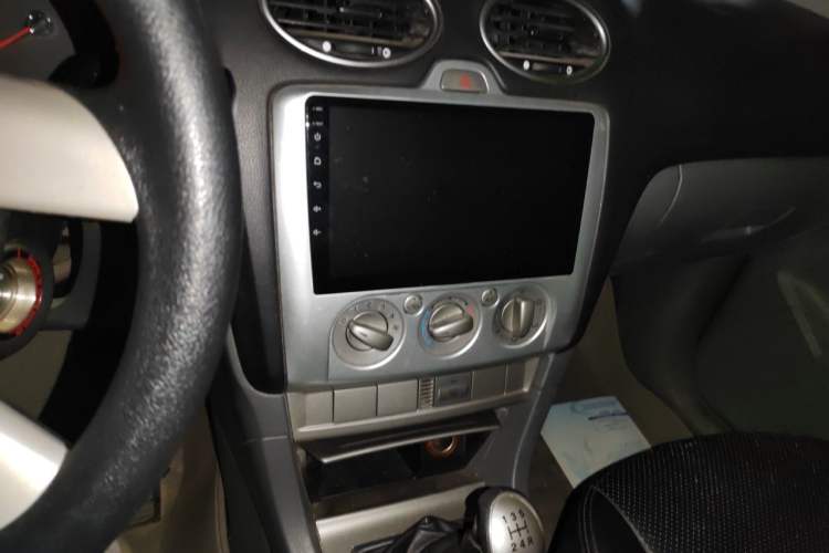 Used Ford Focus 2012 Hatchback Classic 1.8L Manual Base Model Audio And AC Panel
