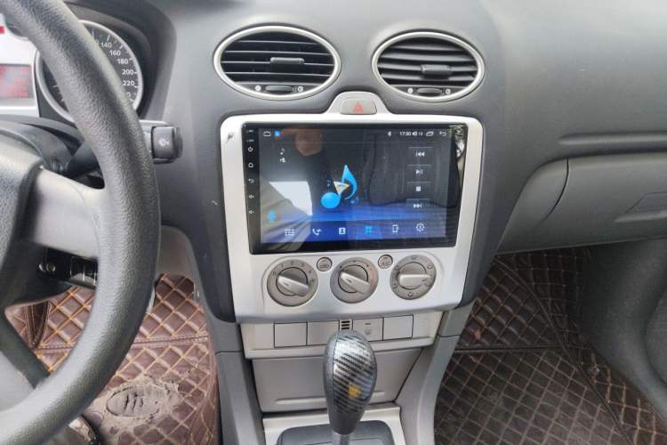 Used Ford Focus 2012 Hatchback Classic 1.8L Automatic Base Model Audio And AC Panel