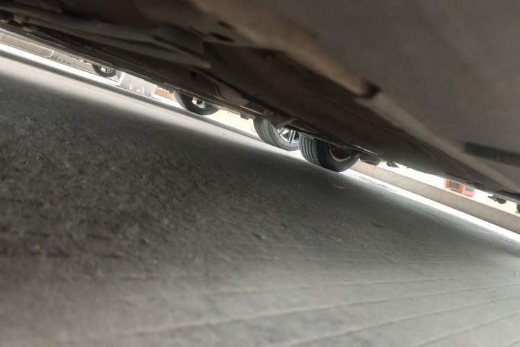 Used Ford Focus 2012 Sedan 1.6L Automatic Comfort Model Chassis Front Left