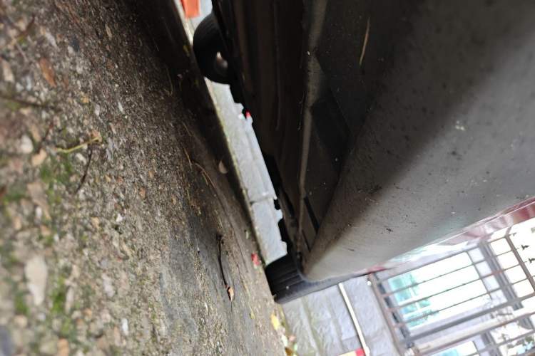 Used Ford Focus 2012 Hatchback 1.6L Automatic Fashion Edition Chassis Front Left