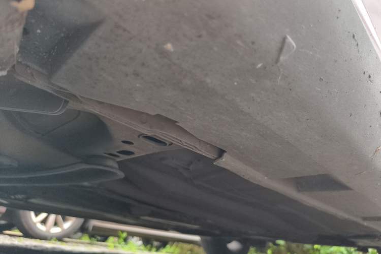 Used Ford Focus 2012 Sedan 1.6L Manual Fashion Edition Chassis Front Left