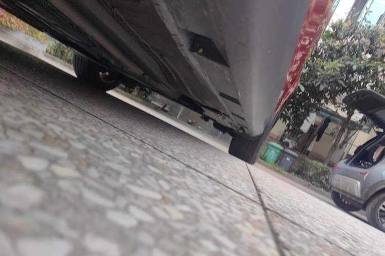 Used Ford Focus 2012 Hatchback 1.6L Automatic Fashion Edition Chassis Front Left
