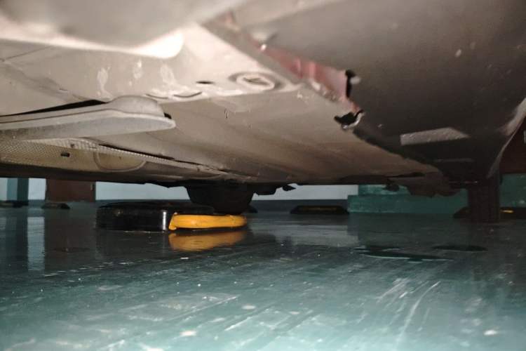 Used Ford Focus 2012 Hatchback 1.6L Automatic Fashion Edition Chassis Front Left