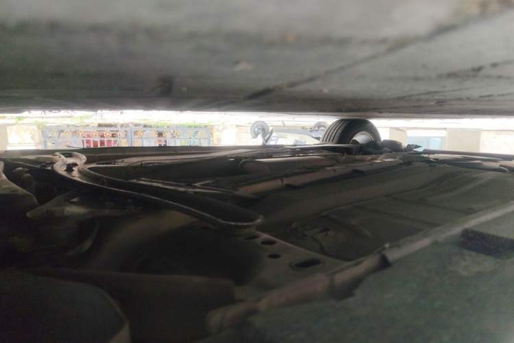 Used Ford Focus 2012 Hatchback 1.6L Automatic Fashion Edition Chassis Front Right