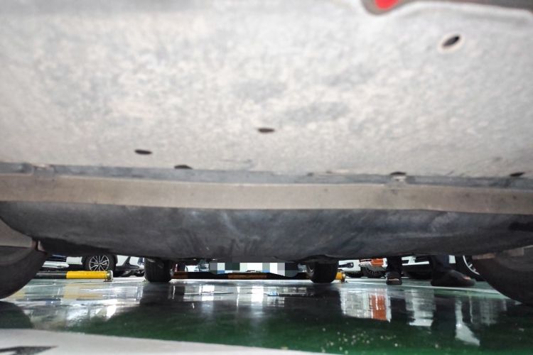 Used Ford Focus 2012 Hatchback 1.6L Automatic Fashion Edition Chassis Front