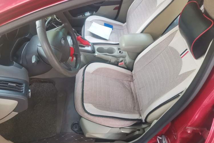Used Ford Focus 2012 Sedan 1.6L Automatic Comfort Model Driver Seat