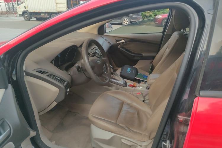 Used Ford Focus 2012 Sedan 1.6L Automatic Comfort Model Driver Seat