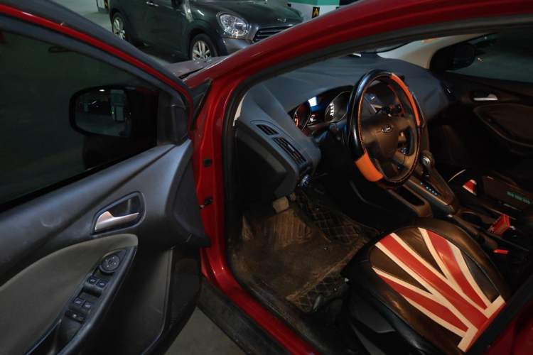 Used Ford Focus 2012 Hatchback 1.6L Automatic Comfort Model Driver Seat