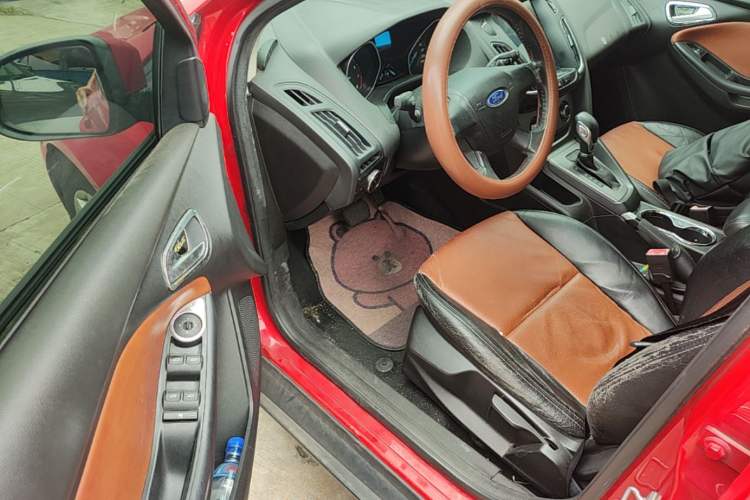 Used Ford Focus 2012 Hatchback 1.6L Automatic Comfort Model Driver Seat