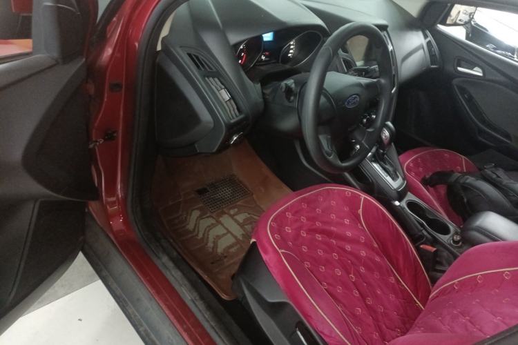 Used Ford Focus 2012 Hatchback 1.6L Automatic Comfort Model Driver Seat