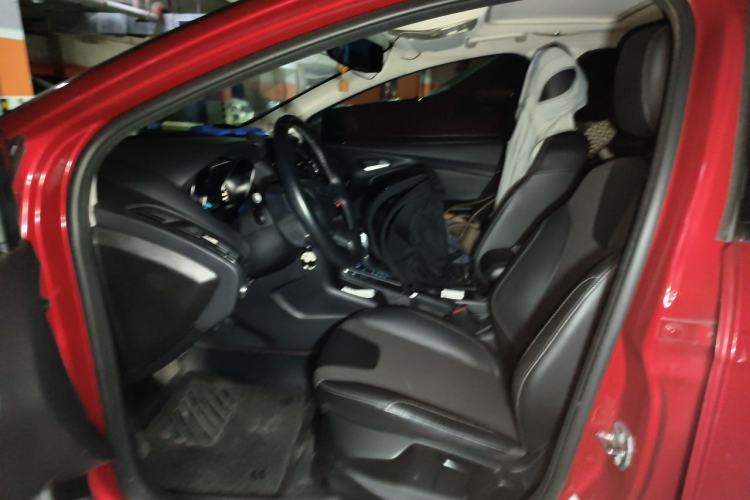 Used Ford Focus 2012 Sedan 1.6L Automatic Fashion Edition Driver Seat