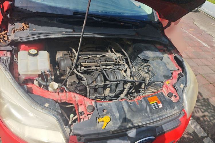 Used Ford Focus 2012 Hatchback 1.6L Automatic Comfort Model Engine Bay