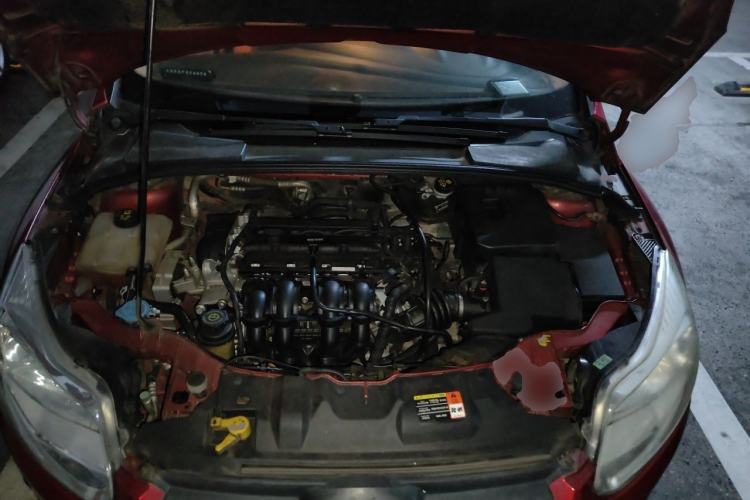 Used Ford Focus 2012 Sedan 1.6L Automatic Comfort Model Engine Bay