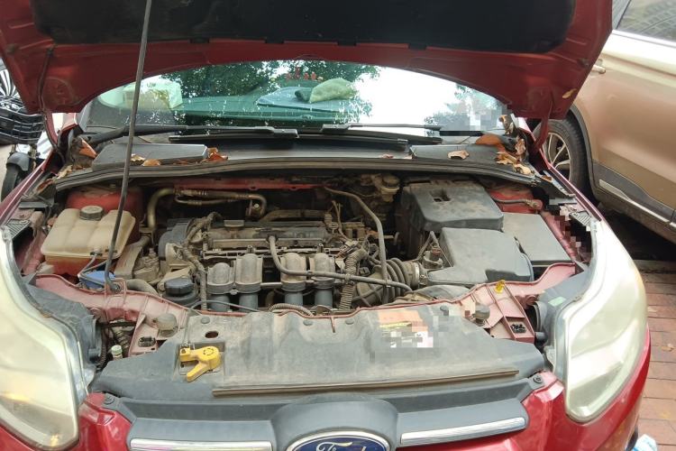 Used Ford Focus 2012 Hatchback 1.6L Automatic Comfort Model Engine Bay