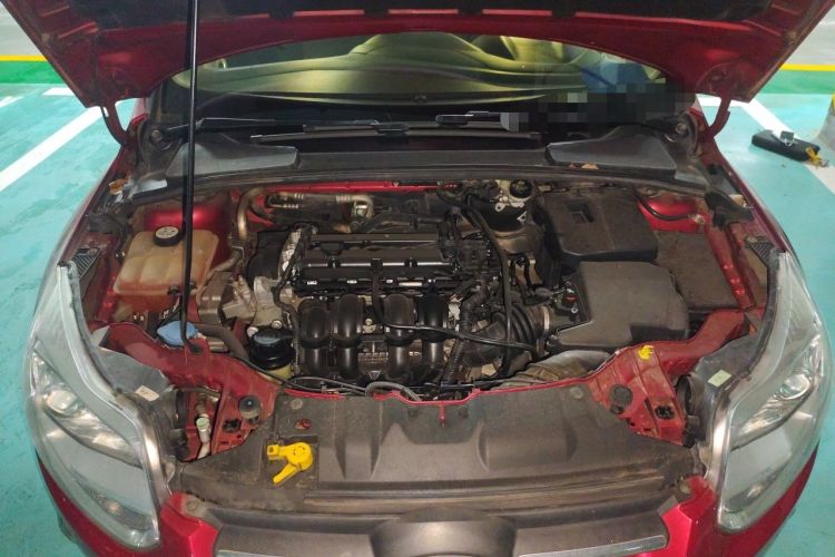 Used Ford Focus 2012 Hatchback 1.6L Automatic Fashion Edition Engine Bay
